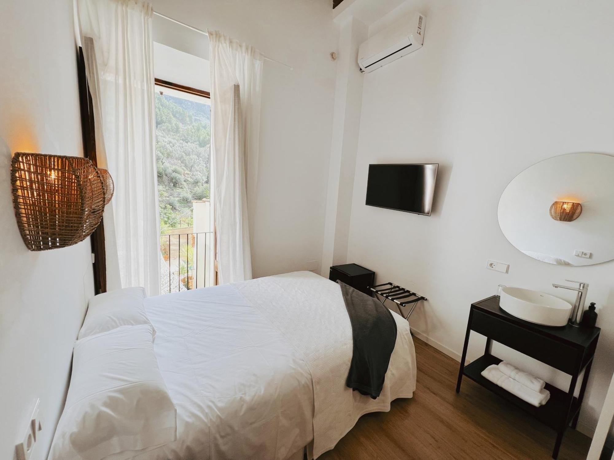 Fornalutx Petit Hotel - Bed & Breakfast Exterior photo